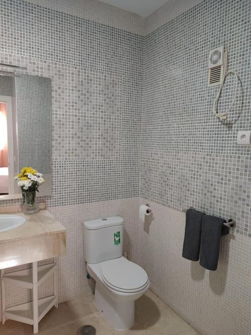 Apartamento Torrequebrada Benalmadena Luaran gambar